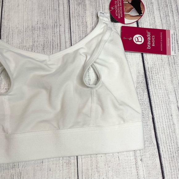 6/$20   Bravado! BASICS Clip & Go Pumping Accessory - White - Picture 9 of 13